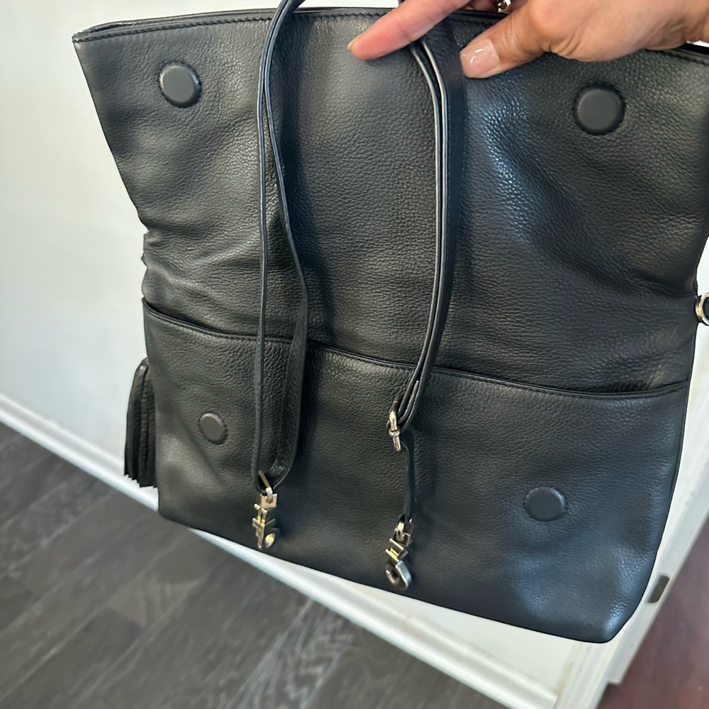 Tory Burch Black Messenger Bag with Embossed Logo - Picture 8 of 8
